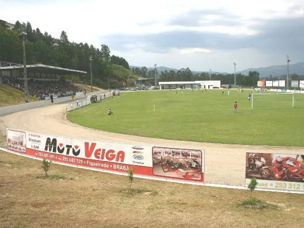 Campo Cruz Do Reguengo Estadio