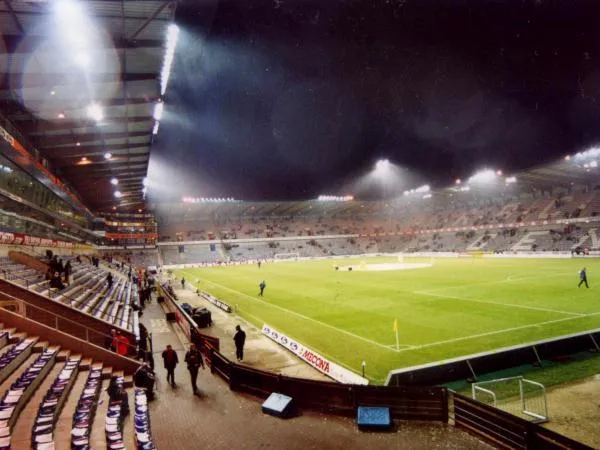 Cegeka Arena Estadio