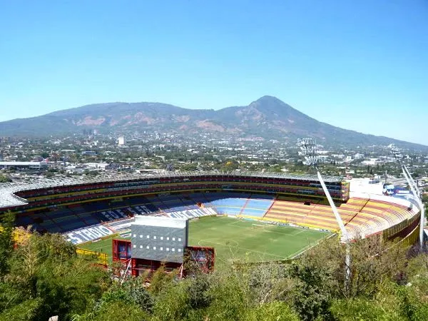 Estadio Cuscatlán Estadio