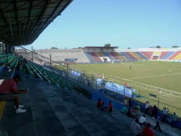 Estadio Municipal Ceibeño Nilmo Edwards Estadio