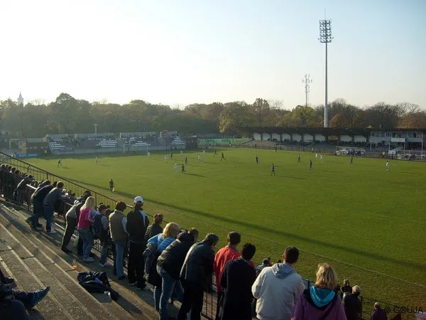 Kórház utcai stadion Estadio