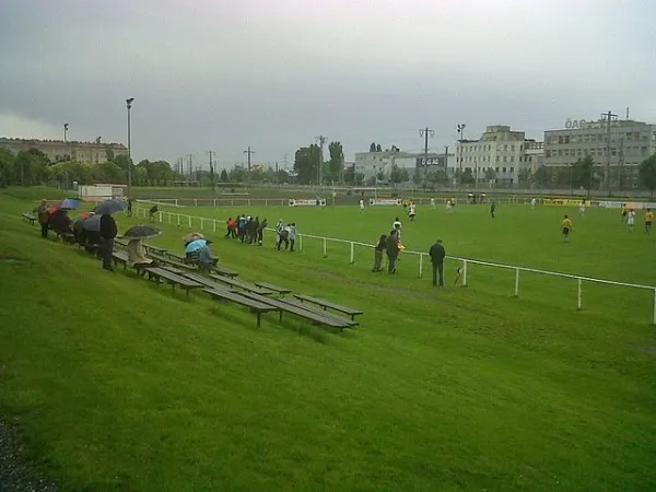 Ostbahn-XI-Platz Estadio