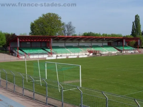 Stade des Alouettes Estadio