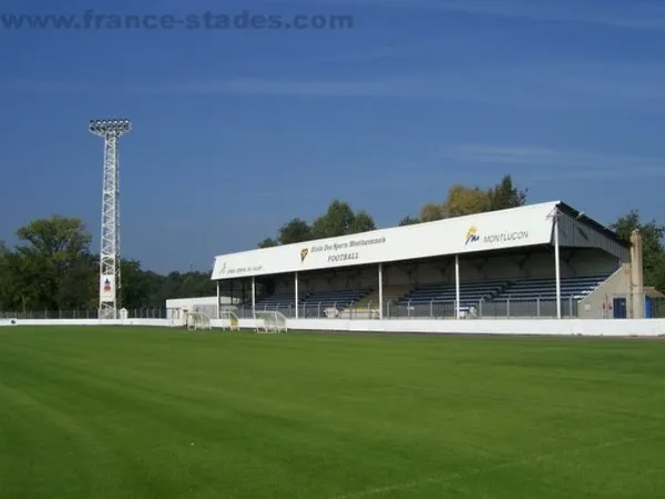 Stade Dunlop 1 Estadio