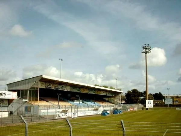 Stade Fred Aubert Estadio