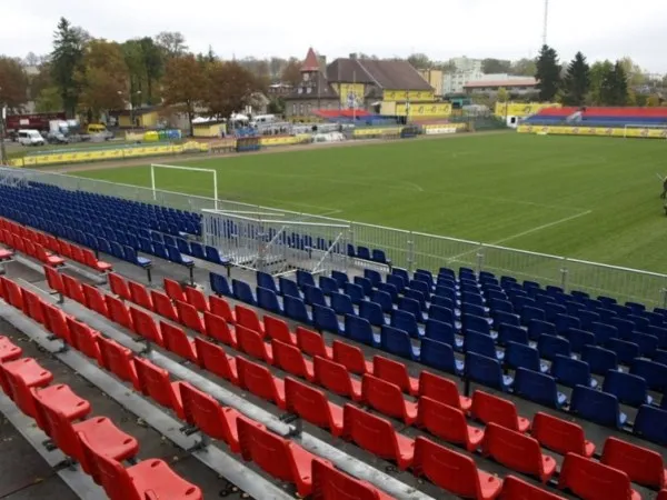 Stadion MOSiR Estadio