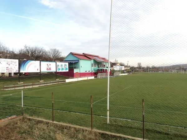 Stadionul Sătesc Estadio