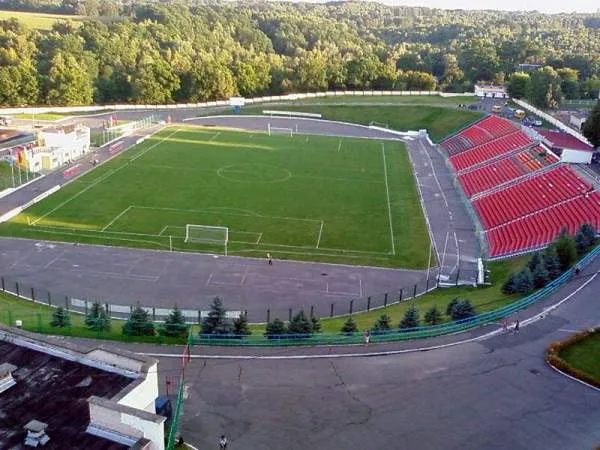Stadyen Junatsva Estadio