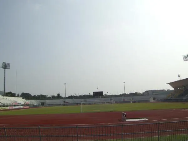 Suphanburi Municipality Stadium Estadio