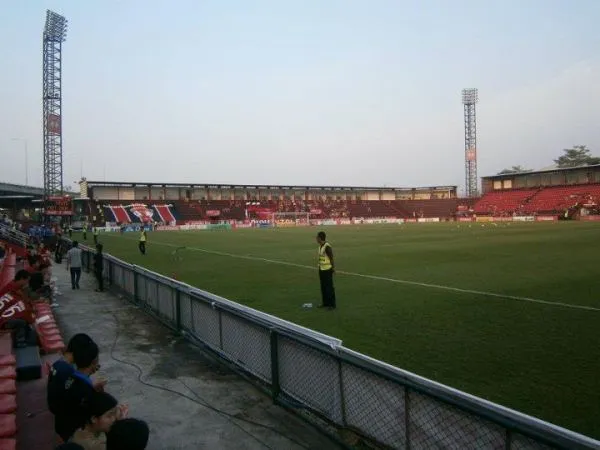 Thunder Dome Stadium Estadio