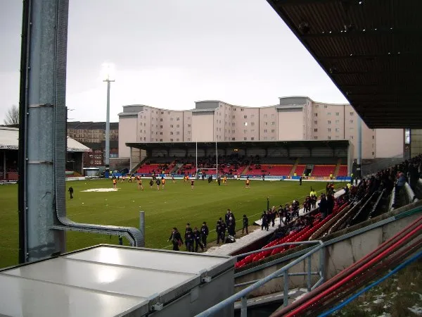 Wyre Stadium at Firhill Estadio